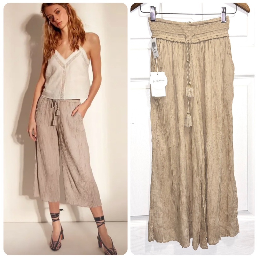 NWT Aritzia Wilfred Nanterre La Boheme
Modal Wide Leg Pants Beige Tan XS New